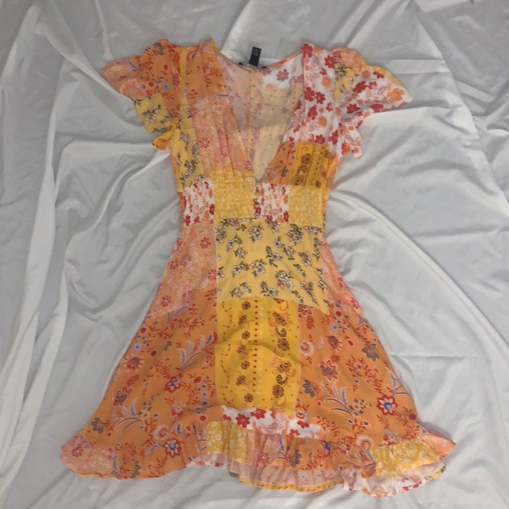Red/Orange/Yellow V-neck Patch Dress